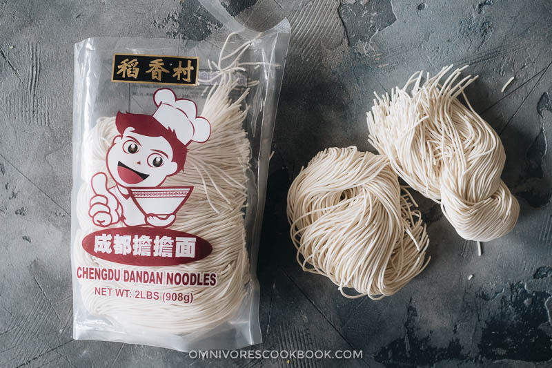 Packed noodles for dan dan noodles