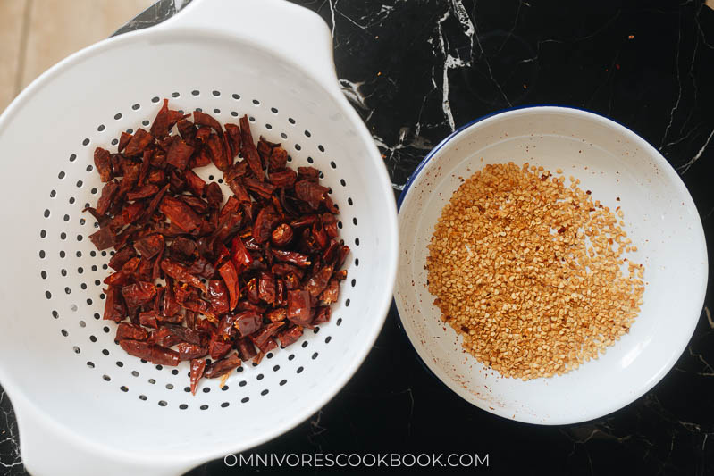 How to deseed dried chile peppers